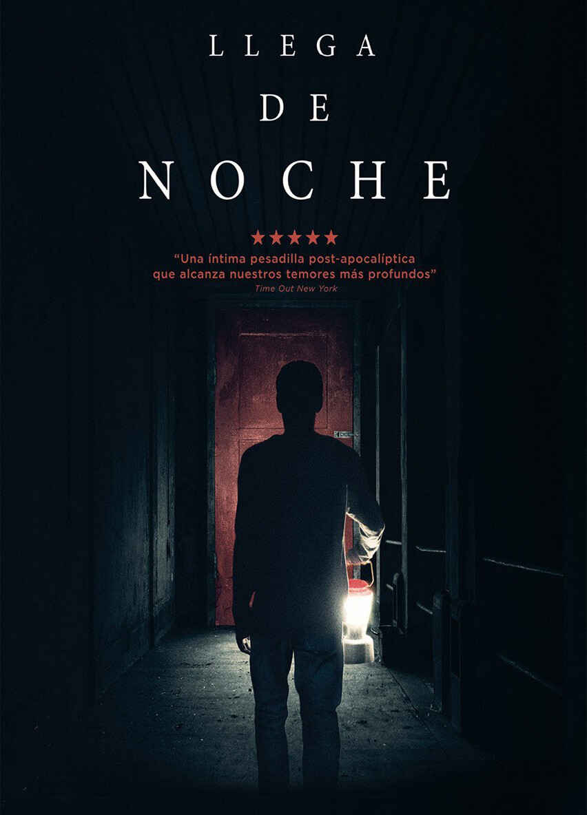 Llega de noche